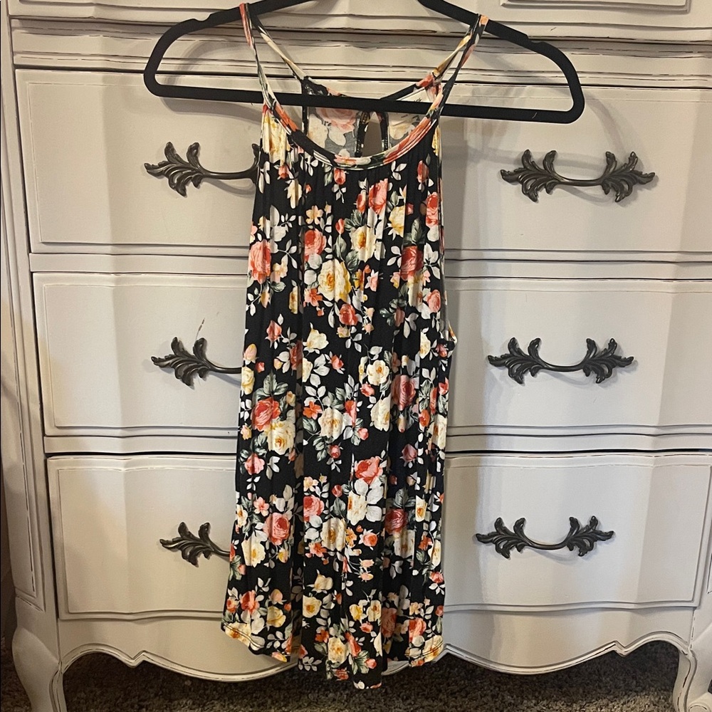 Free Kisses Vibrant Floral Top
